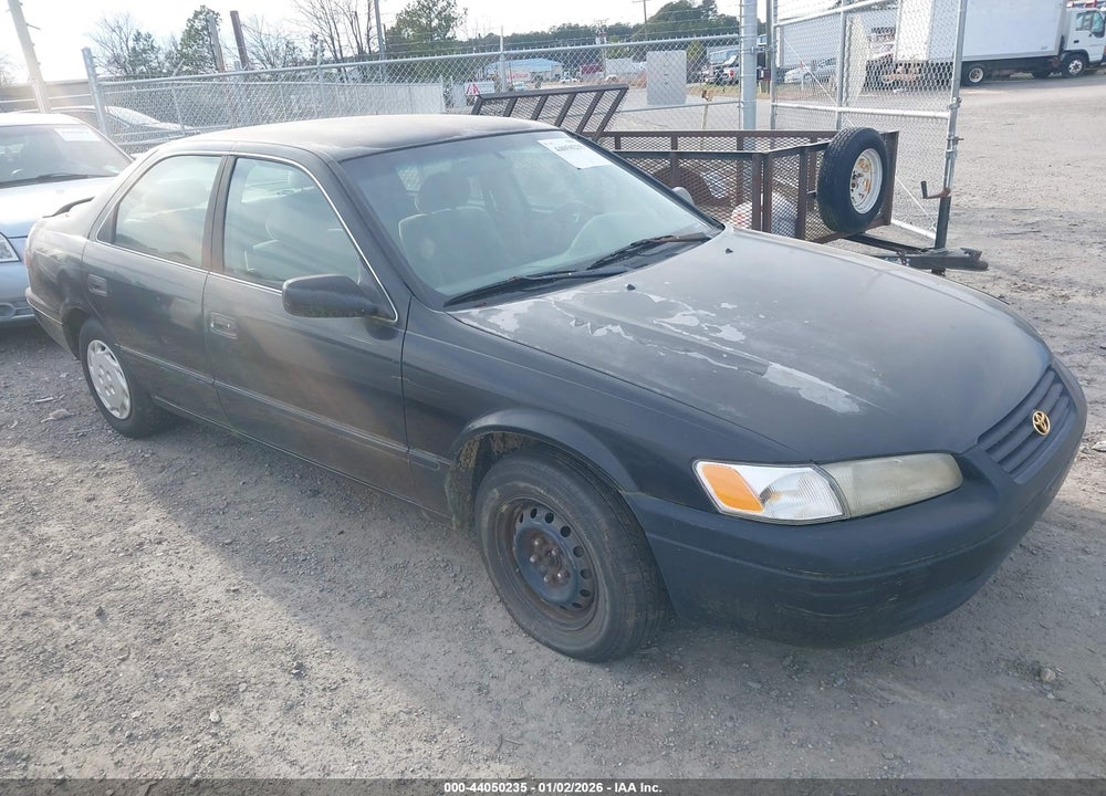 1998 TOYOTA CAMRY LE VIN: 4T1BG22K7WU250752