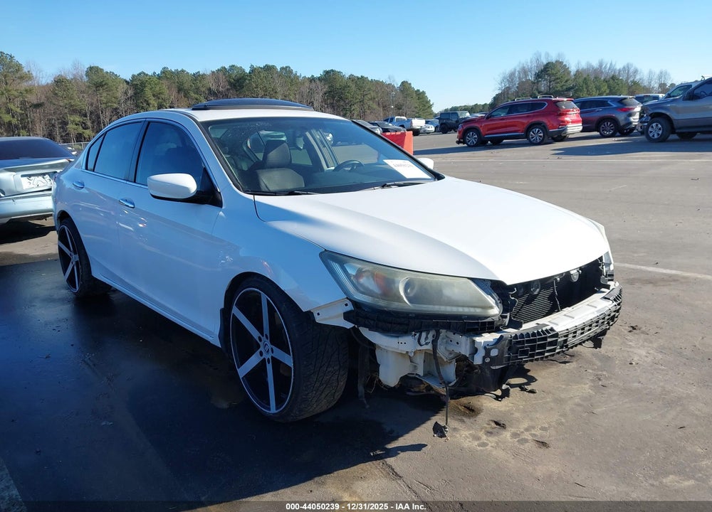 2015 HONDA ACCORD SPORT VIN: 1HGCR2F50FA232152