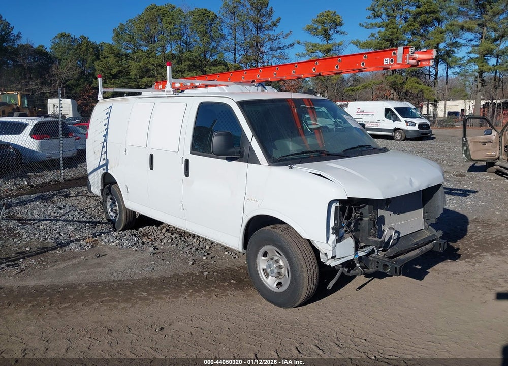 2025 CHEVROLET EXPRESS CARGO RWD 2500 REGULAR WHEELBASE WT VIN: 1GCWGAF76S1171073