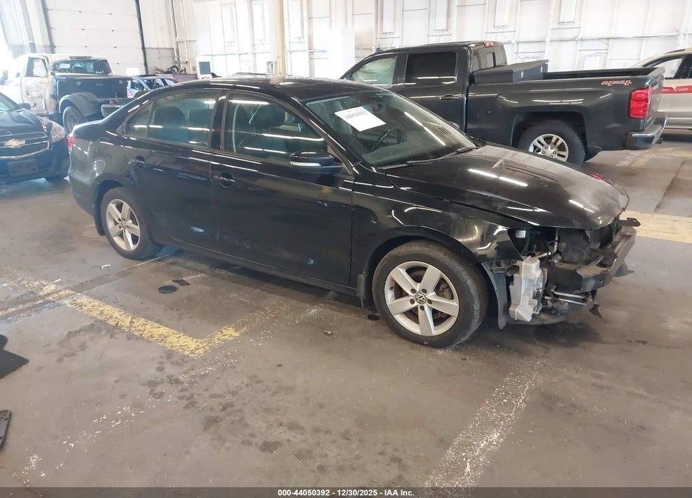 2012 VOLKSWAGEN JETTA 2.0L TDI VIN: 3VWLL7AJ4CM341016