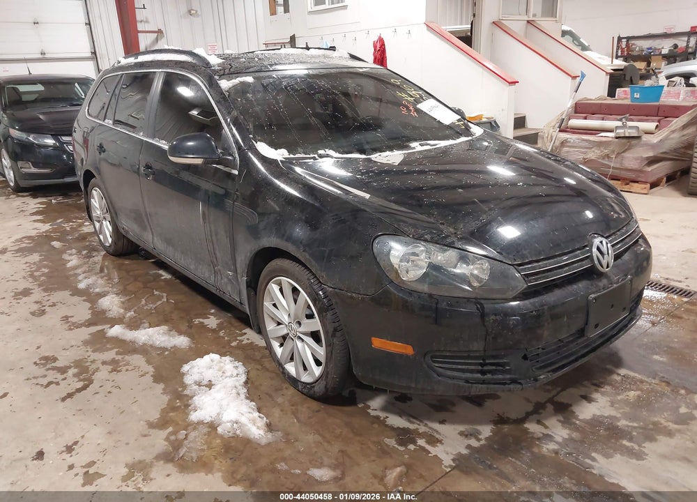 2013 VOLKSWAGEN JETTA SPORTWAGEN 2.0L TDI VIN: 3VWPL7AJ4DM610912