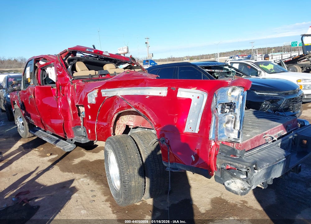 2024 FORD F-350 LARIAT VIN: 1FT8W3DT0REC11724