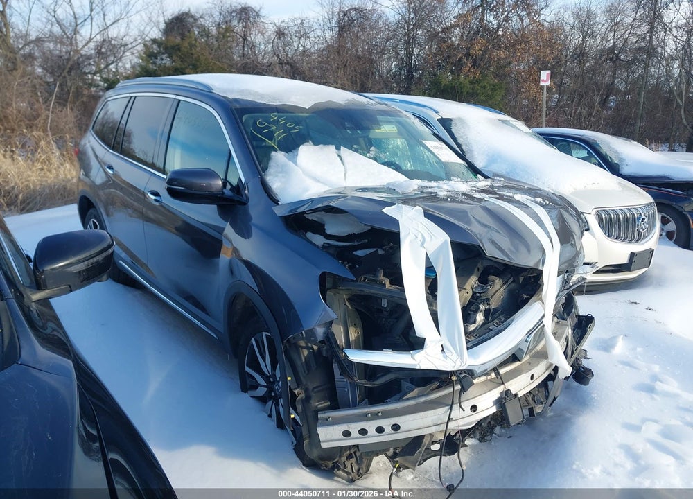 2021 HONDA PILOT AWD TOURING 7 PASSENGER VIN: 5FNYF6H64MB021129