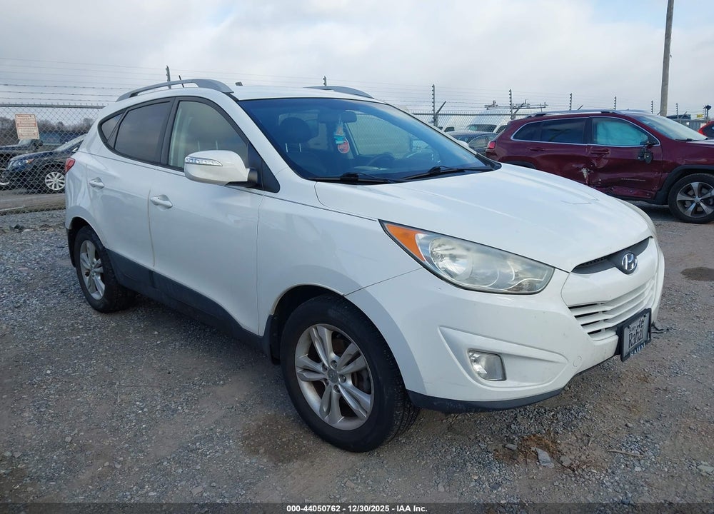 2013 HYUNDAI TUCSON GLS VIN: KM8JUCAC1DU727385