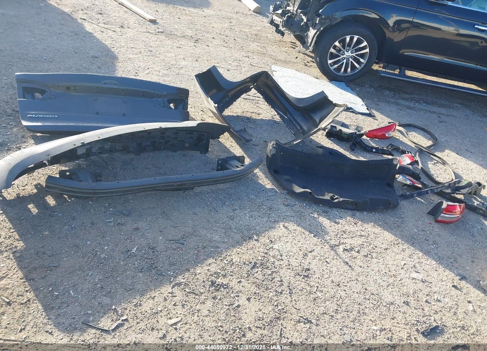 2019 FORD FUSION S VIN: 3FA6P0G7XKR132250