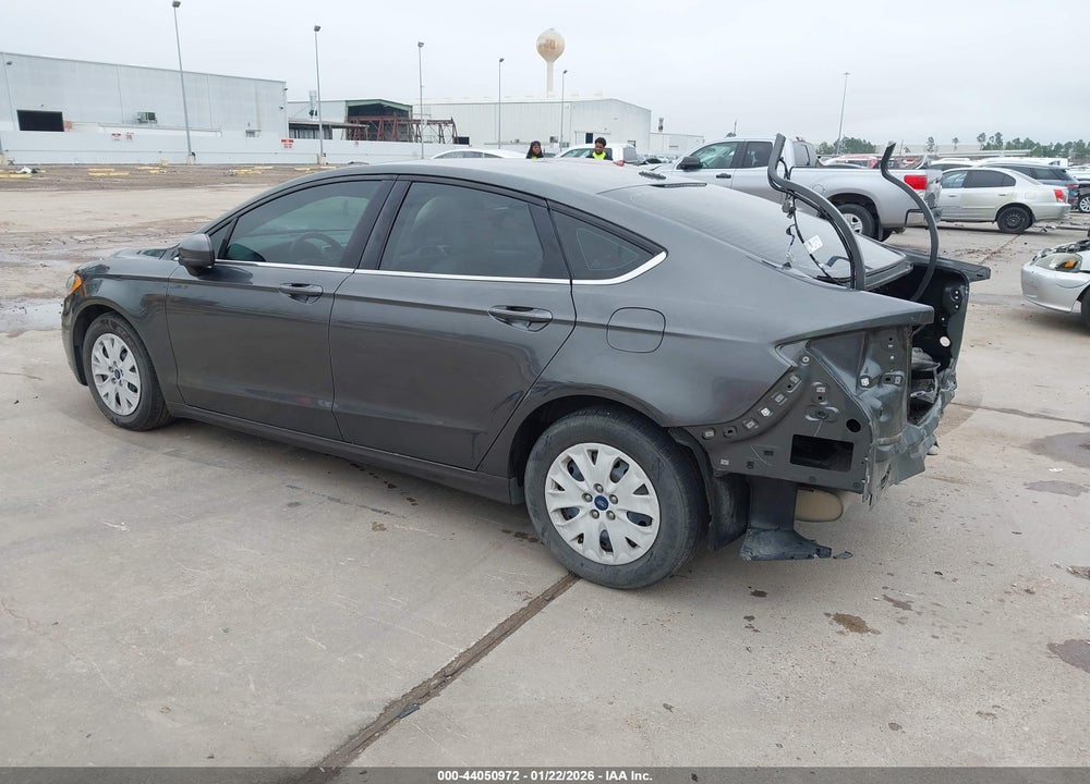 2019 FORD FUSION S VIN: 3FA6P0G7XKR132250