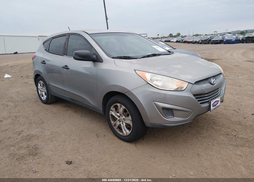 2013 HYUNDAI TUCSON GL VIN: KM8JT3AB6DU744354