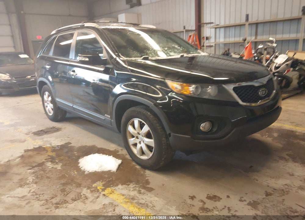 2012 KIA SORENTO LX VIN: 5XYKTCA60CG228115