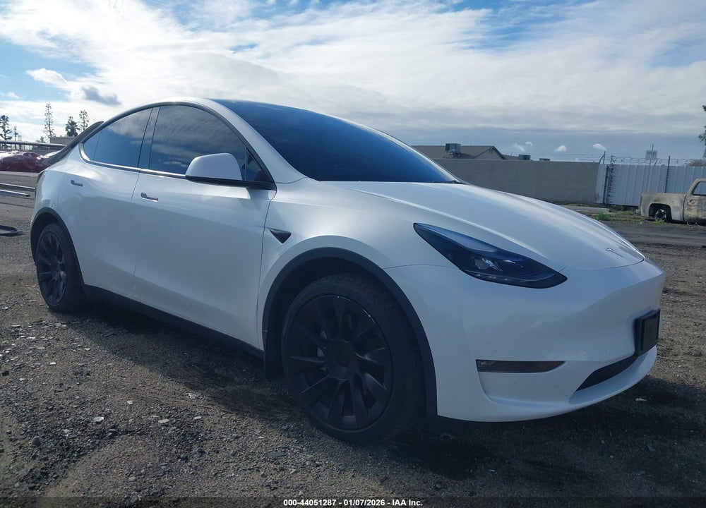 2023 TESLA MODEL Y AWD/LONG RANGE DUAL MOTOR ALL-WHEEL DRIVE VIN: 7SAYGAEE9PF887623