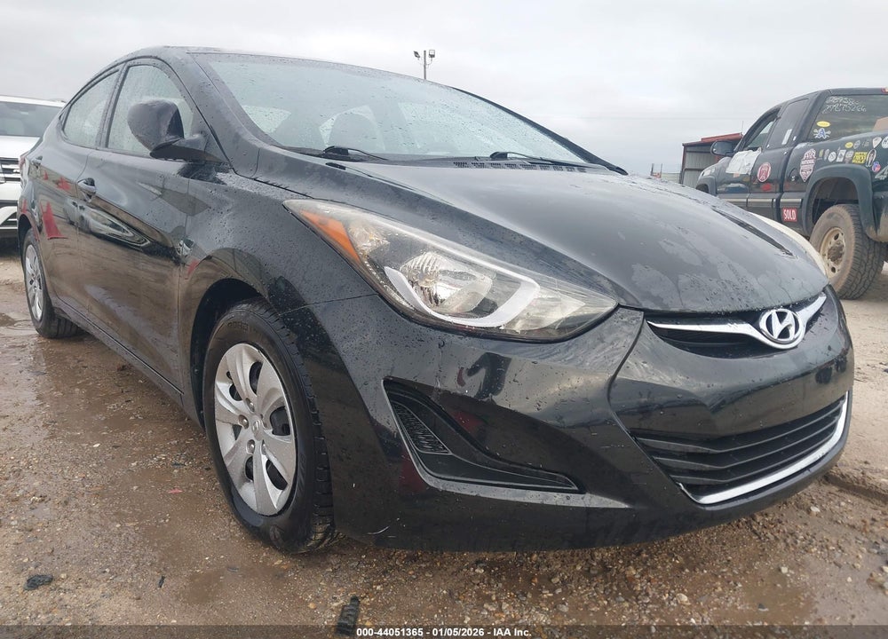 2016 HYUNDAI ELANTRA SE VIN: 5NPDH4AE9GH663463