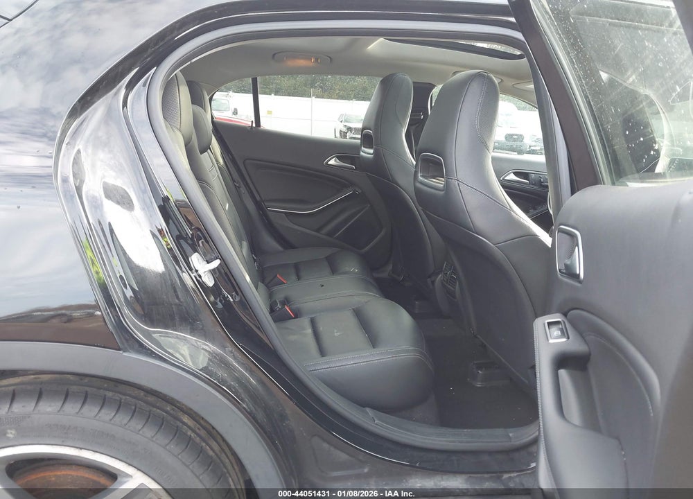2015 MERCEDES-BENZ GLA 250 4MATIC VIN: WDCTG4GB8FJ138776
