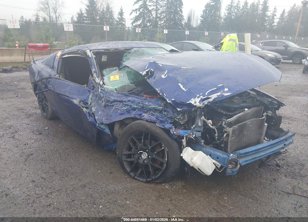 2014 FORD MUSTANG V6 VIN: 1ZVBP8AM3E5277625