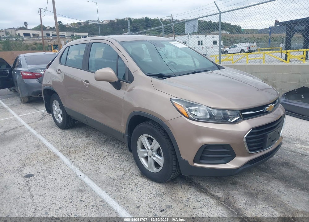 2018 CHEVROLET TRAX LS VIN: 3GNCJNSB4JL385774