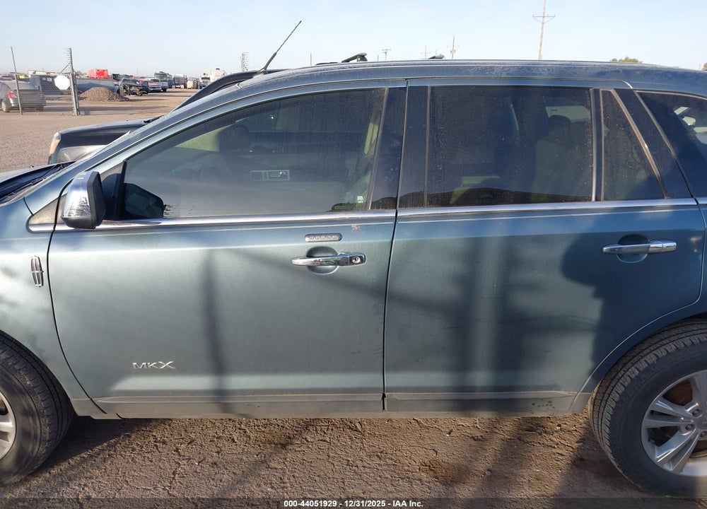 2010 LINCOLN MKX VIN: 2LMDJ6JC9ABJ16730