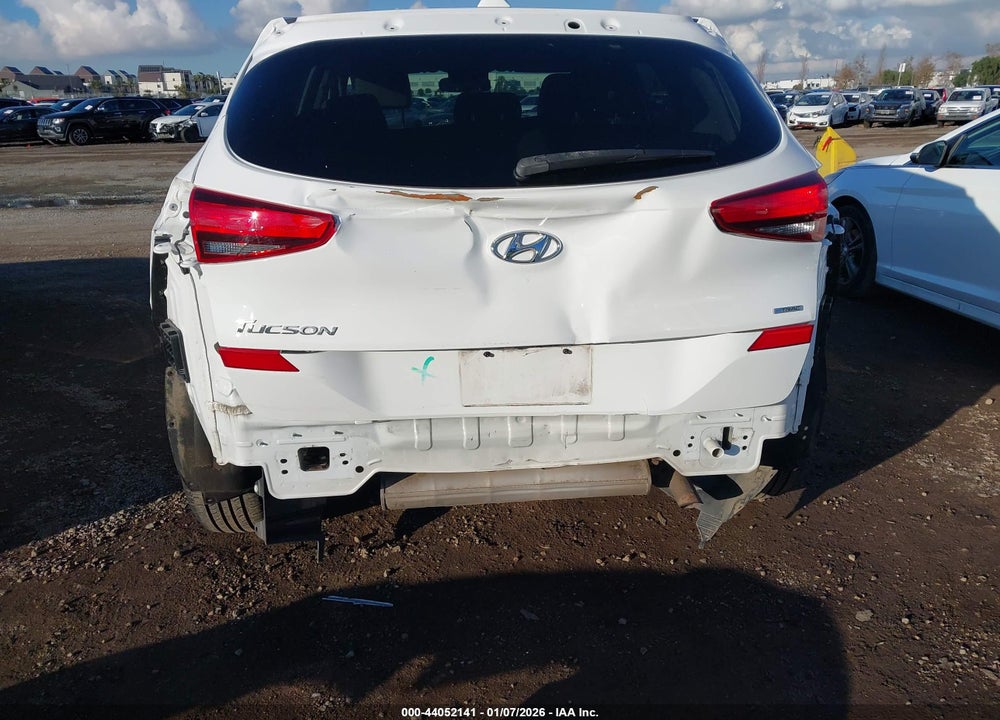 2020 HYUNDAI TUCSON SE VIN: KM8J2CA48LU152344