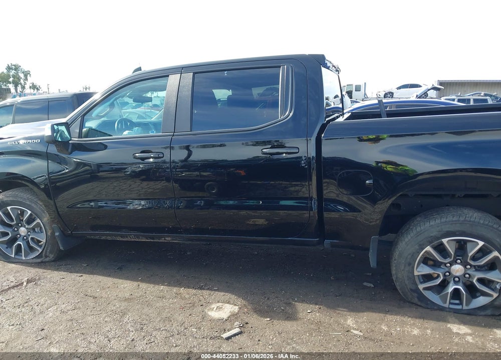 2023 CHEVROLET SILVERADO 1500 4WD  SHORT BED LT WITH 2FL VIN: 3GCPDKEKXPG262588