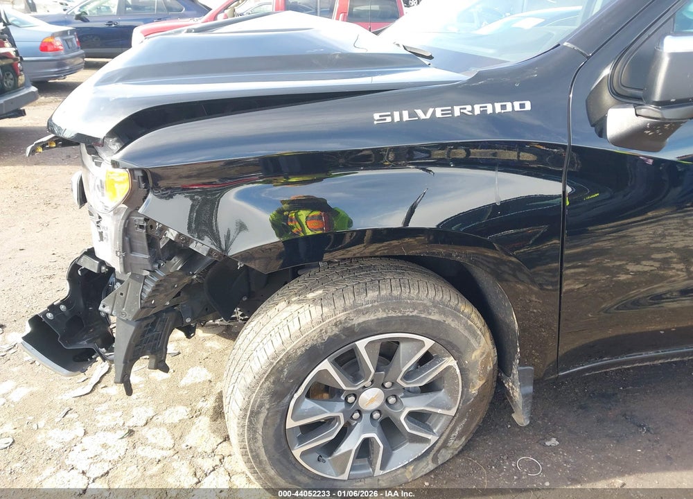 2023 CHEVROLET SILVERADO 1500 4WD  SHORT BED LT WITH 2FL VIN: 3GCPDKEKXPG262588