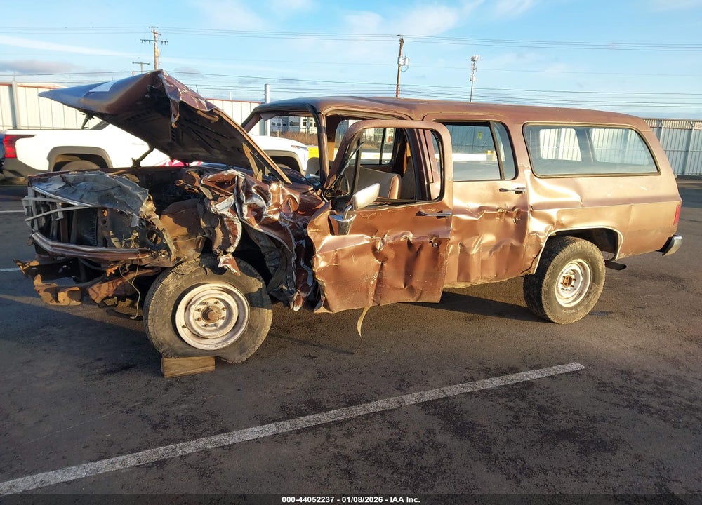1988 CHEVROLET SUBURBAN R20 VIN: 1GNGR26K1JF166767