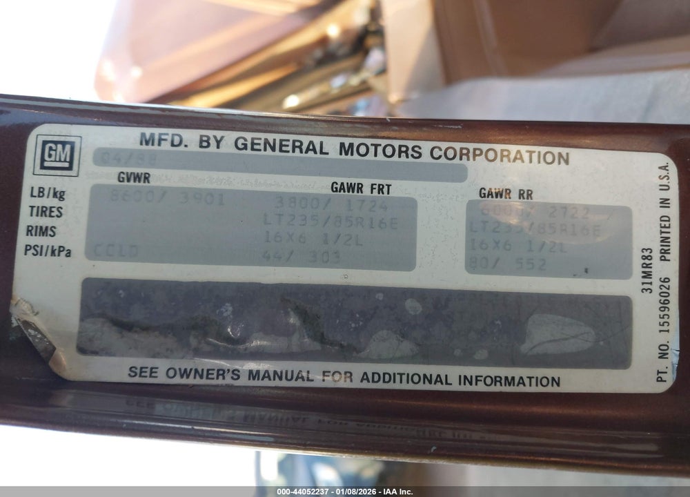 1988 CHEVROLET SUBURBAN R20 VIN: 1GNGR26K1JF166767