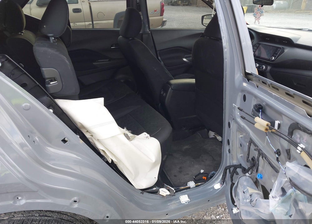 2023 NISSAN KICKS SV XTRONIC CVT VIN: 3N1CP5CV5PL476211