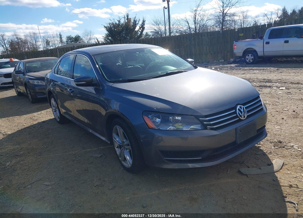2014 VOLKSWAGEN PASSAT 1.8T SE VIN: 1VWBT7A38EC069667