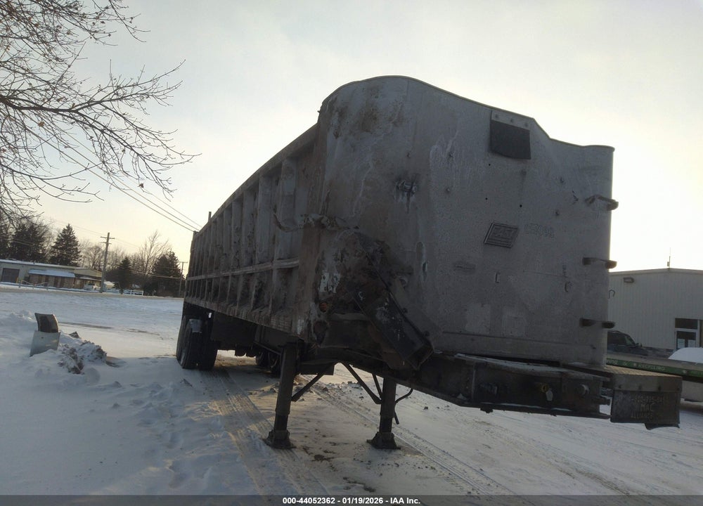 1992 EAST MANUFACTURING END DUMP VIN: 1E1D2S389NRA12925