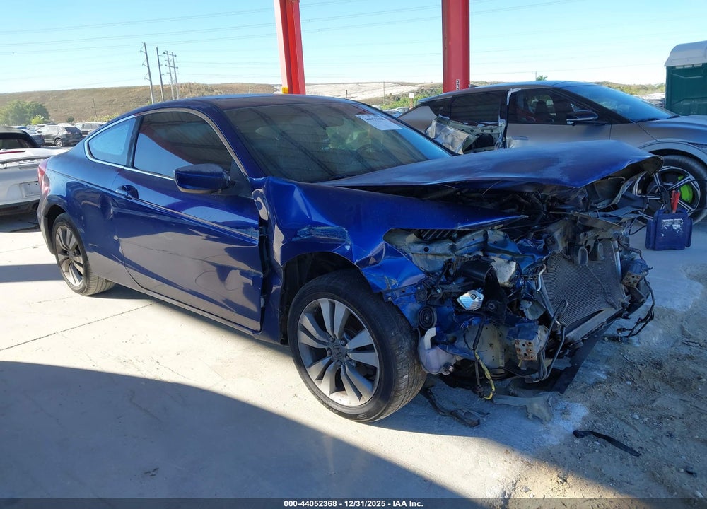 2011 HONDA ACCORD 2.4 EX-L VIN: 1HGCS1B85BA011137