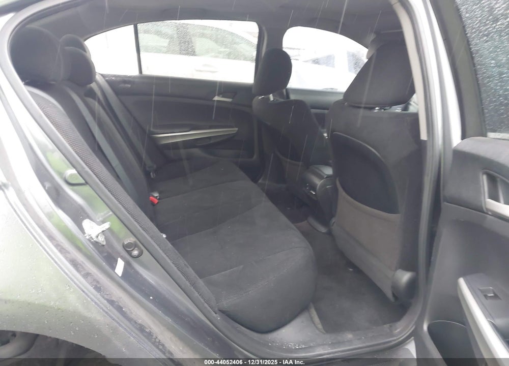 2010 HONDA ACCORD 3.5 EX VIN: 1HGCP3F74AA024894