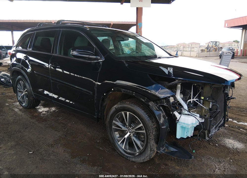 2016 TOYOTA HIGHLANDER XLE V6 VIN: 5TDJKRFH4GS502114