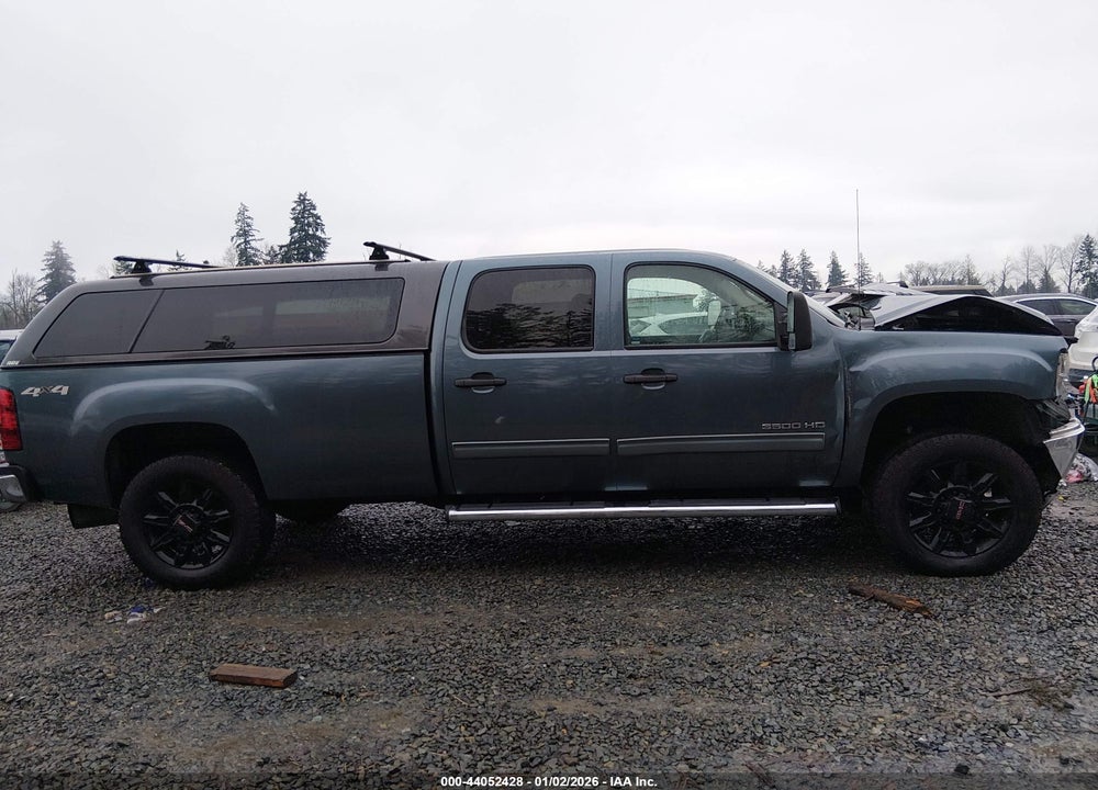 2011 GMC SIERRA 3500HD SLE VIN: 1GT423C82BF163070
