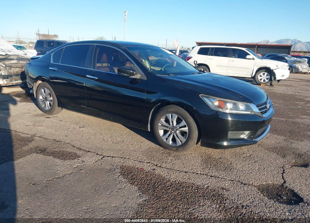 2015 HONDA ACCORD LX VIN: 1HGCR2F36FA117165