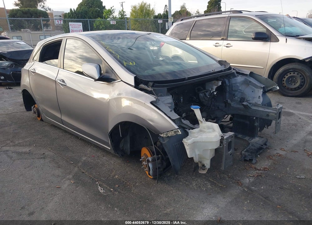 2013 HYUNDAI ELANTRA GT VIN: KMHD35LE0DU017551