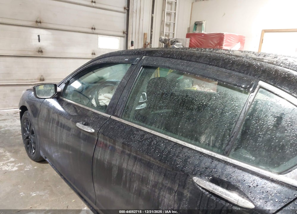 2015 HONDA ACCORD LX VIN: 1HGCR2F30FA112687