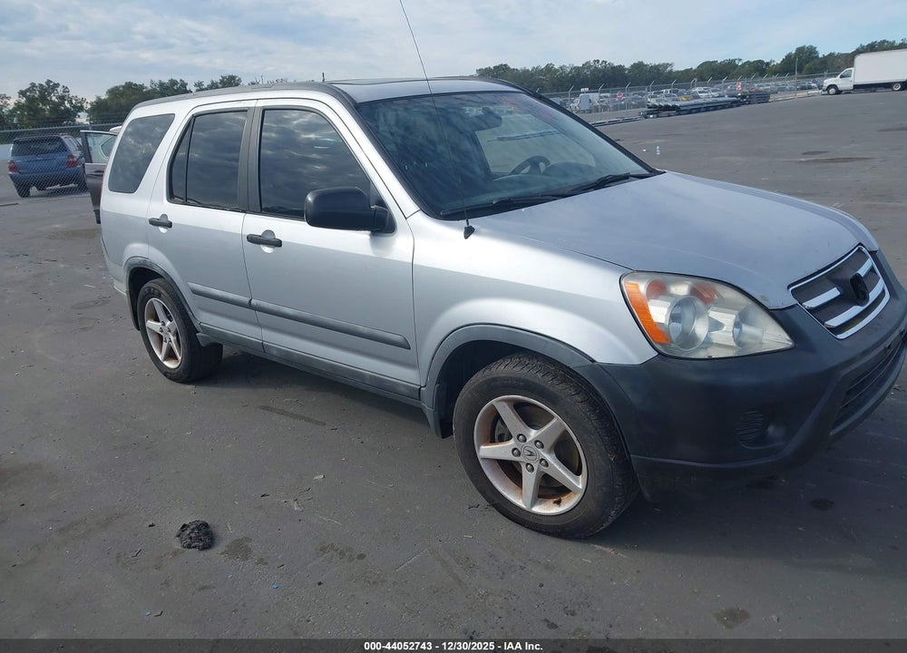 2005 HONDA CR-V EX VIN: SHSRD78875U318231