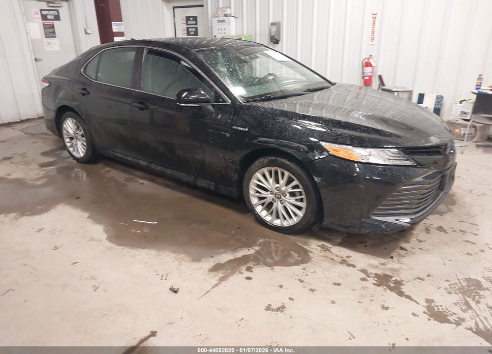 2020 TOYOTA CAMRY XLE HYBRID VIN: 4T1F31AK4LU542394