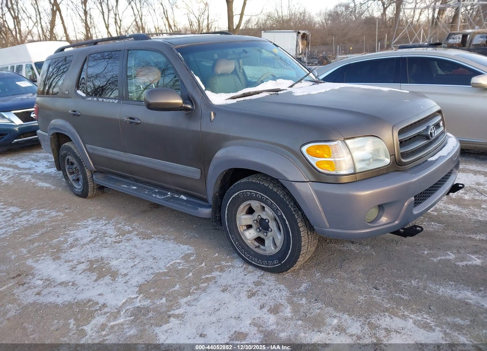 2001 TOYOTA SEQUOIA LIMITED V8 VIN: 5TDBT48A81S042435