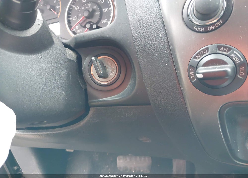 2015 NISSAN ARMADA PLATINUM/SL/SV VIN: 5N1AA0NC8FN612670