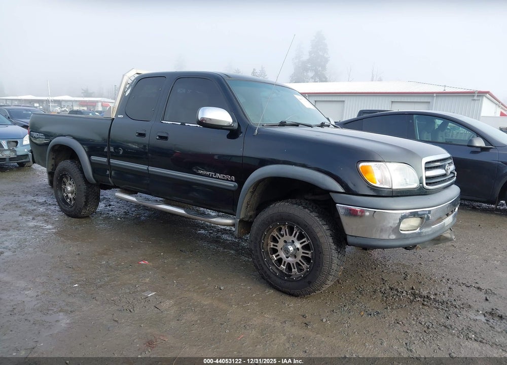 2001 TOYOTA TUNDRA SR5 V8 VIN: 5TBBT44161S215139