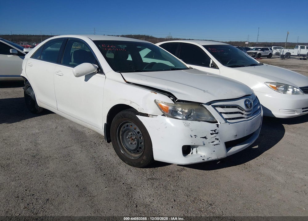 2011 TOYOTA CAMRY LE VIN: 4T1BF3EK5BU604914