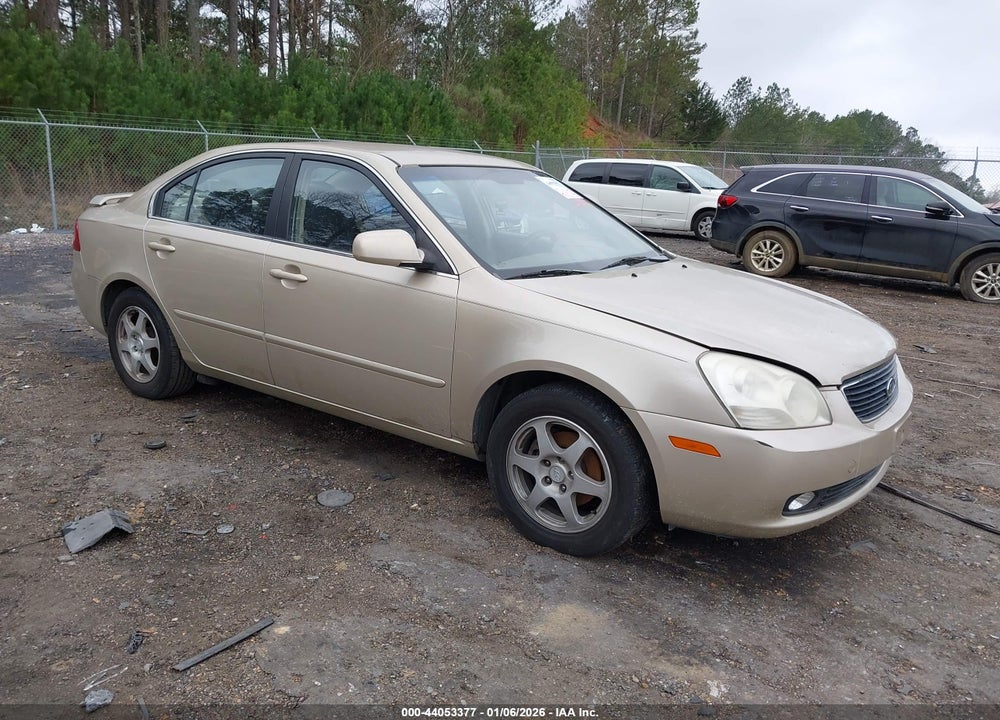 2008 KIA OPTIMA LX VIN: KNAGE123685210272