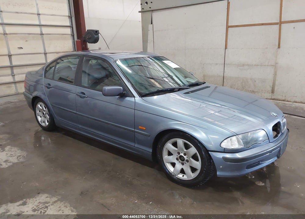 2001 BMW 325I VIN: WBAAV334X1FU84602
