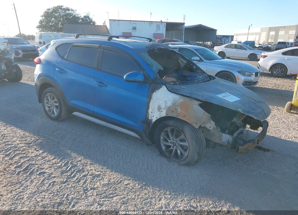 2017 HYUNDAI TUCSON SE VIN: KM8J33A4XHU595938