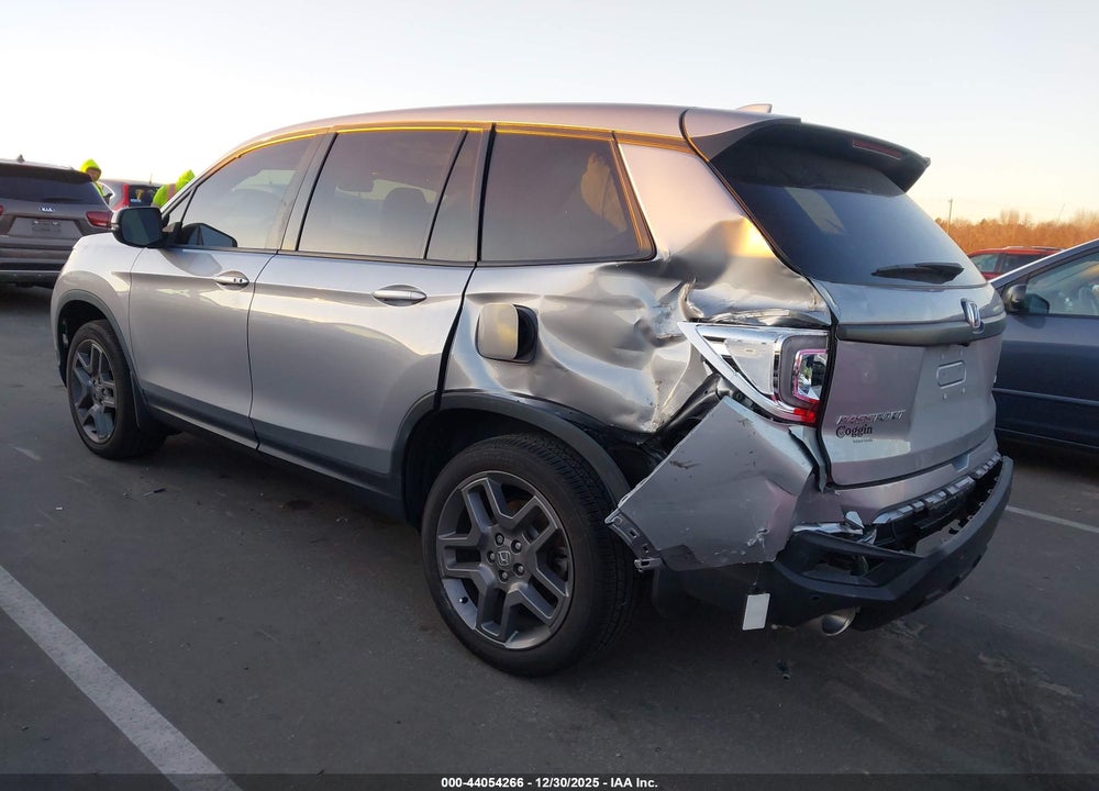 2023 HONDA PASSPORT AWD EX-L VIN: 5FNYF8H55PB006663