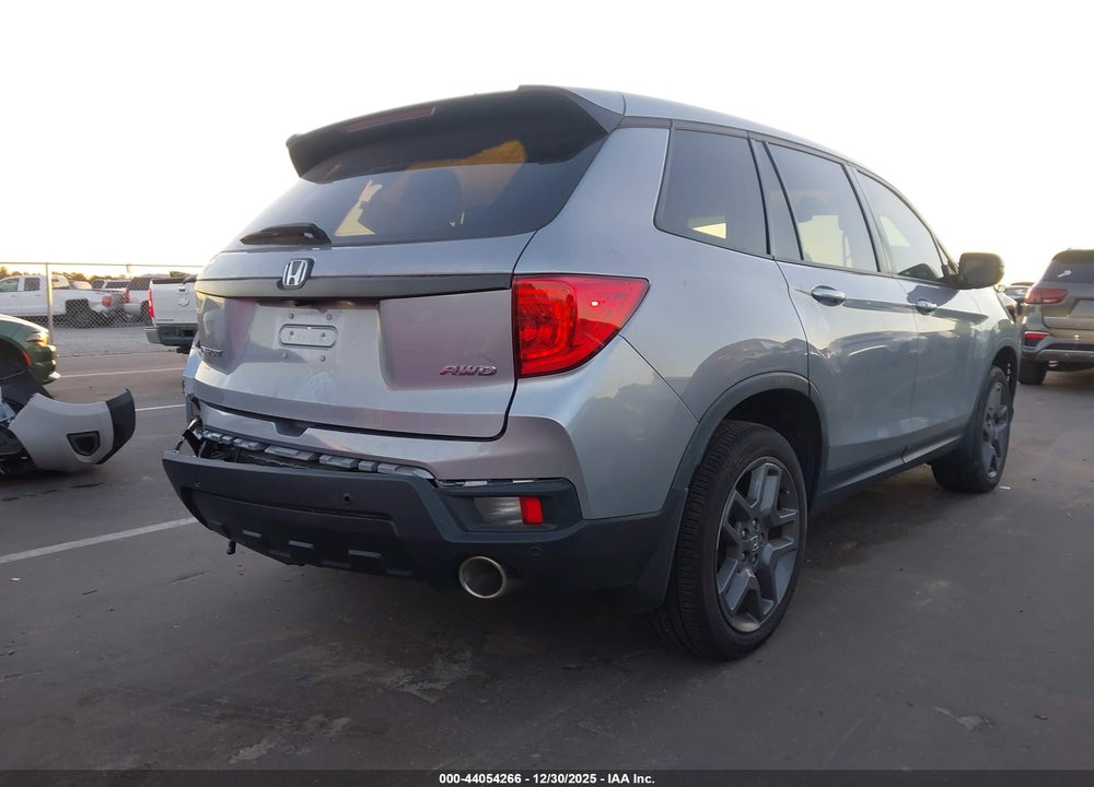 2023 HONDA PASSPORT AWD EX-L VIN: 5FNYF8H55PB006663
