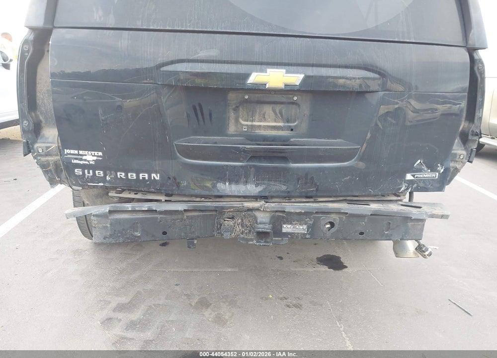 2017 CHEVROLET SUBURBAN PREMIER VIN: 1GNSKJKC4HR141202