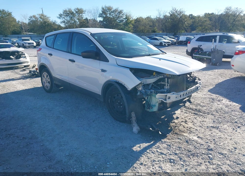 2015 FORD ESCAPE S VIN: 1FMCU0F7XFUA79129