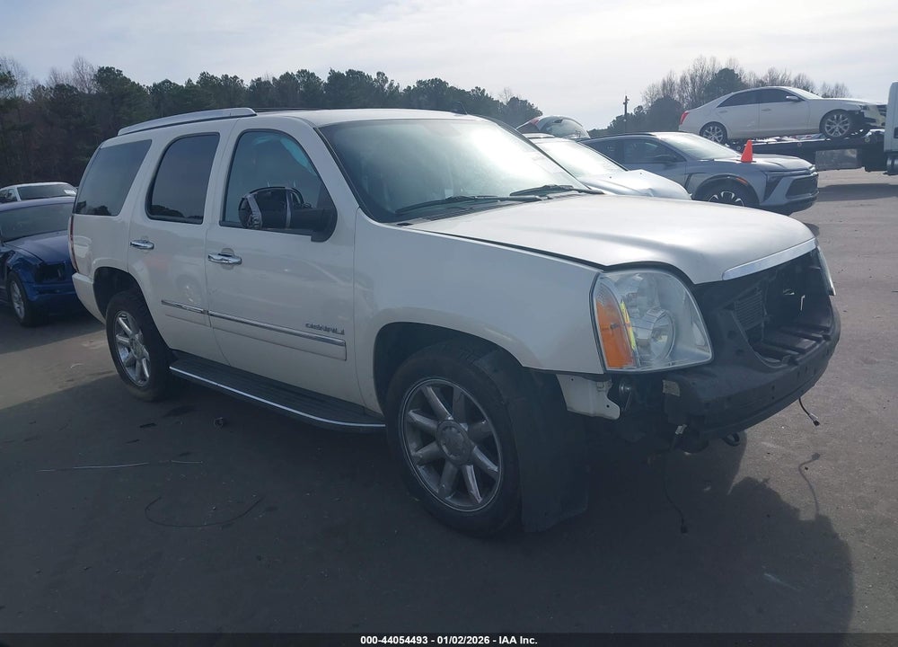 2014 GMC YUKON DENALI VIN: 1GKS1EEF9ER163950