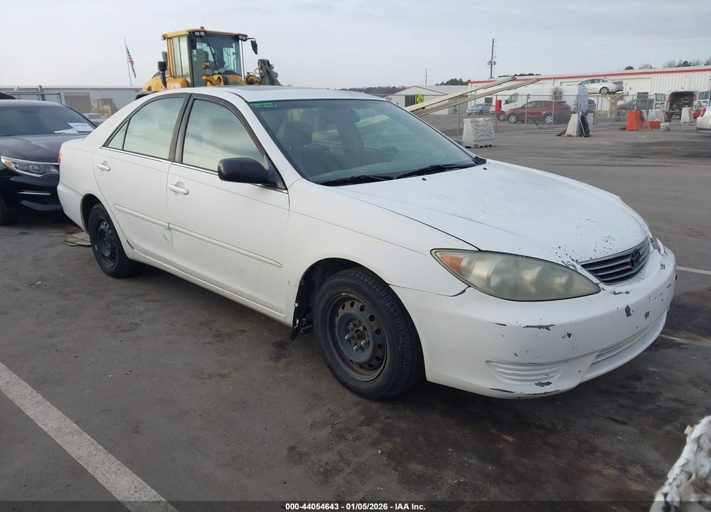 2005 TOYOTA CAMRY LE VIN: 4T1BE32K45U393779