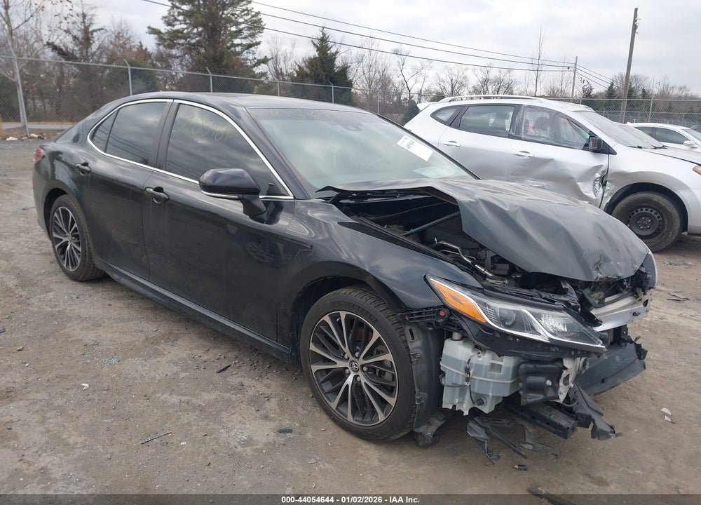 2018 TOYOTA CAMRY SE VIN: JTNB11HK3J3018702