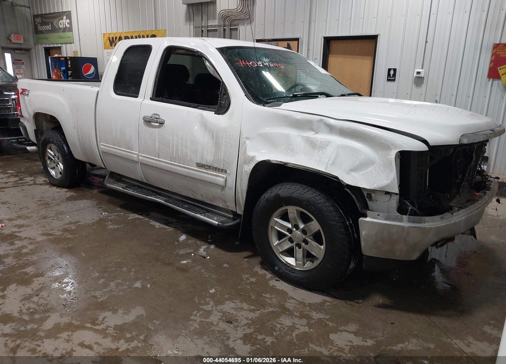 2010 GMC SIERRA 1500 SLE VIN: 1GTSKVE35AZ181869